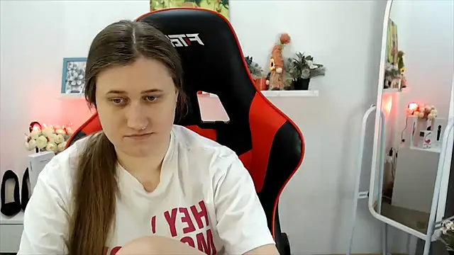 Lucky Lana online show from February 23, 6:57 am