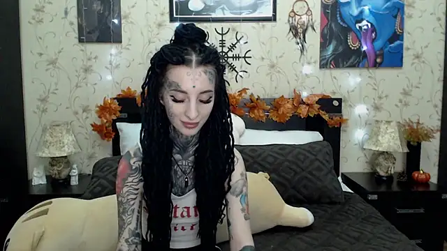 Velvetbat online show from November 24, 7:10 am