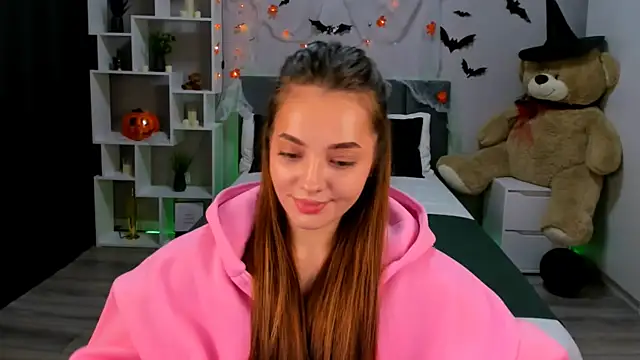 MelanieAlves online show from October 19, 6:32 pm