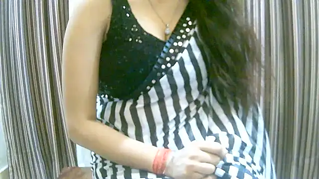 ragini m m s online show from October 4, 9:48 am