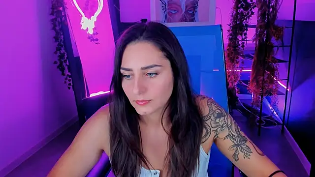 ValeriiMills online show from September 12, 4:58 pm