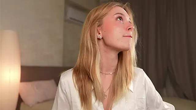 Cyberheart  online show from October 10, 5:40 pm