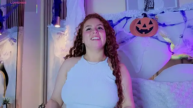 AmmberJones online show from October 27, 12:44 pm