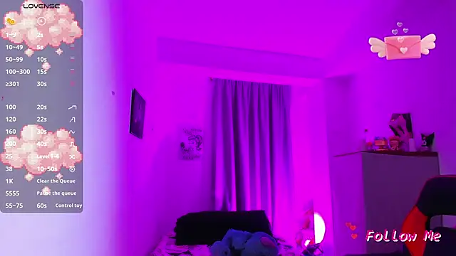 SkylerBennet online show from November 13, 4:44 am