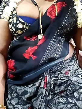 Snapshot of tamiltady chatting on September 23, 6:17 pm tamiltady online show from September 23, 6:17 pm