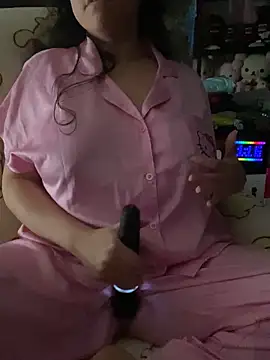 w3tkittty online show from November 3, 3:16 pm