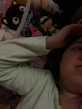 w3tkittty online show from February 17, 11:53 am