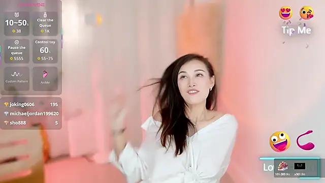 LunaBelle1984 online show from October 14, 4:20 pm