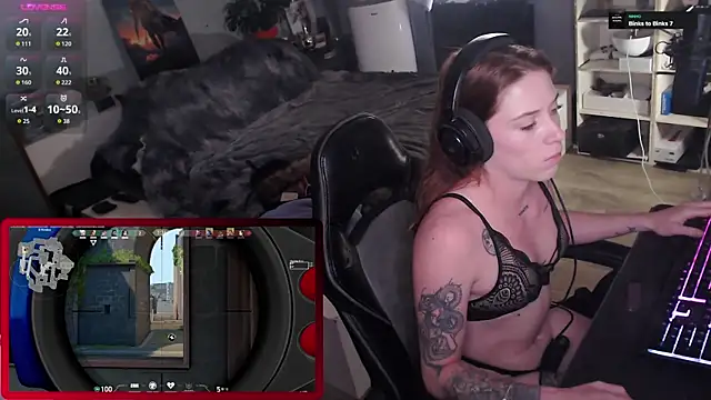 Horny Makima online show from September 23, 11:52 am