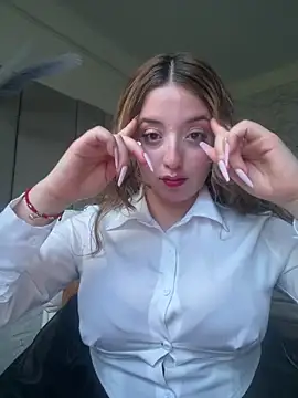 Baby  Otaku online show from February 10, 10:57 pm