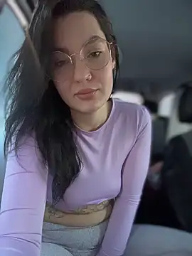 MeekyRich online show from February 3, 2:21 am