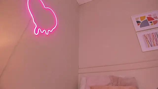  lucia 18 online show from February 27, 6:41 pm