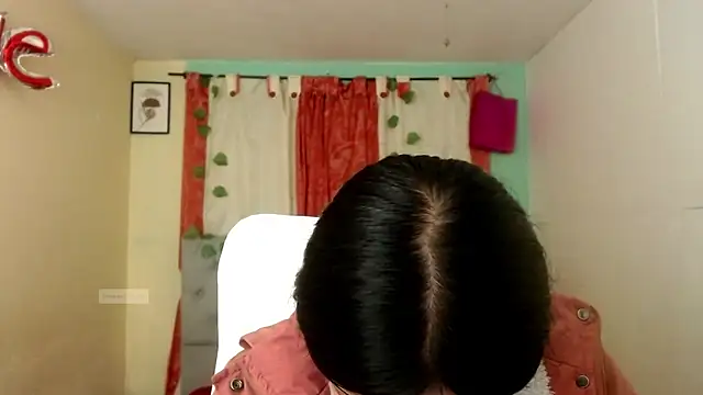 vale miel online show from October 18, 1:30 am