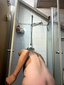 LucyLingerie78 online show from November 19, 8:20 pm