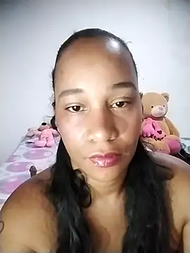 Snapshot of EbonyHorrny chatting on October 22, 12:32 pm EbonyHorrny online show from October 22, 12:32 pm
