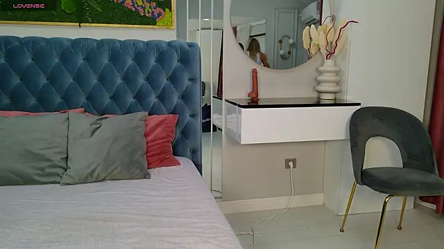 SiennaPierce online show from February 18, 4:44 am