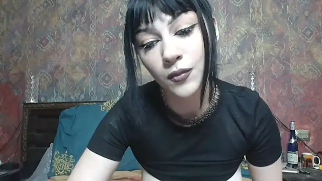 Susie su online show from November 22, 1:25 pm