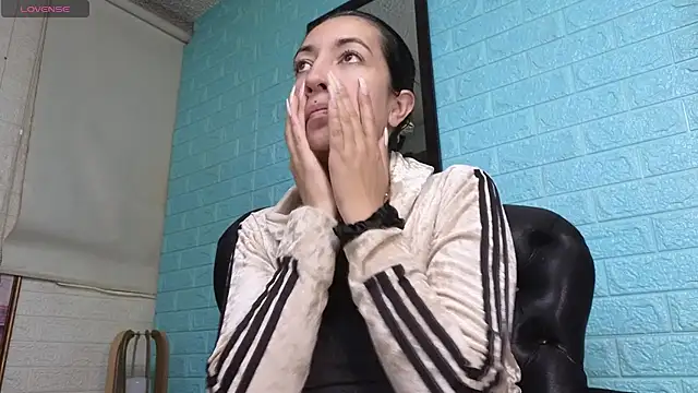 SALOME KORLAND online show from October 3, 1:16 pm