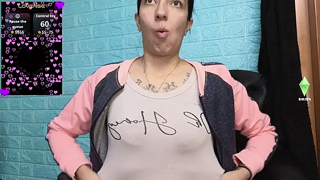 SALOME KORLAND online show from October 1, 12:32 pm