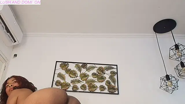 zuri villegas online show from October 1, 8:25 pm