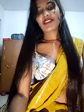 cute radhikaa online show from November 12, 6:39 pm