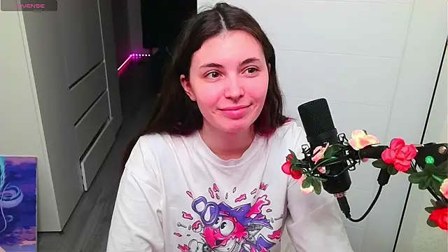 peachyness online show from February 25, 9:57 pm