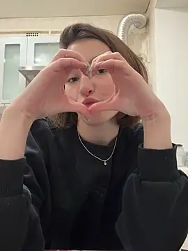 ZariaFlame online show from November 1, 7:29 pm