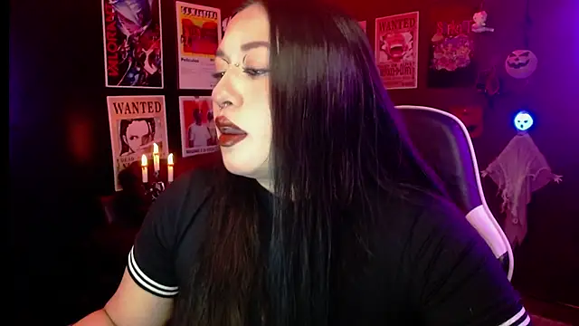 Ravendark  online show from September 29, 8:25 pm