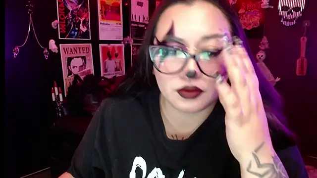 Ravendark  online show from October 11, 6:10 pm