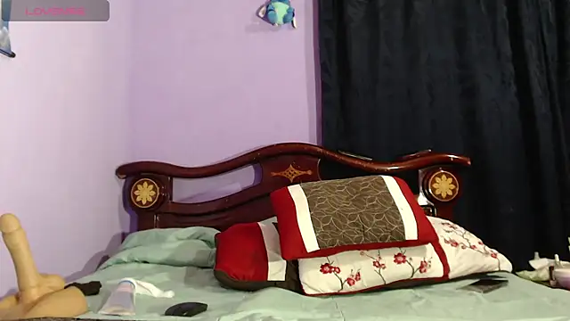  Bombom   online show from October 31, 2:24 am