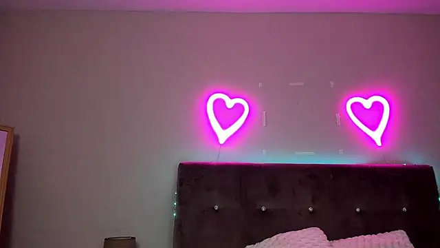 dream kayla online show from September 9, 4:34 am