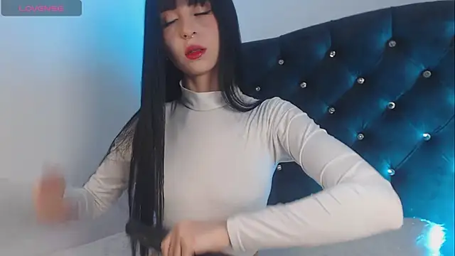 Snapshot of Lia__1 chatting on October 9, 1:15 pm Lia  1 online show from October 9, 1:15 pm