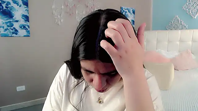 maddissonivanova online show from January 10, 7:18 pm