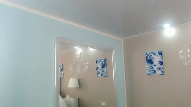 maddissonivanova online show from February 16, 7:03 pm