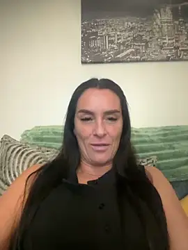 Islaymae gilf online show from September 26, 7:00 pm