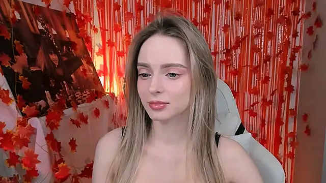 Snapshot of JuliaBrewwer chatting on October 16, 1:14 pm JuliaBrewwer online show from October 16, 1:14 pm