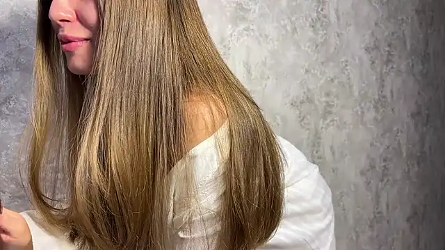 LushMira online show from October 26, 2:40 am