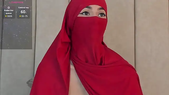  Zahiira  online show from January 8, 12:20 pm