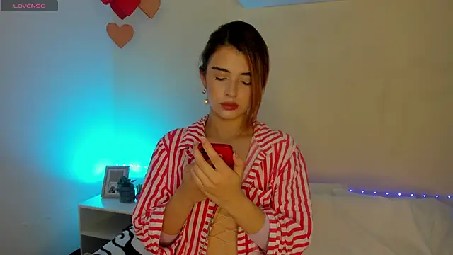 Katty  Rousse online show from October 5, 5:29 pm