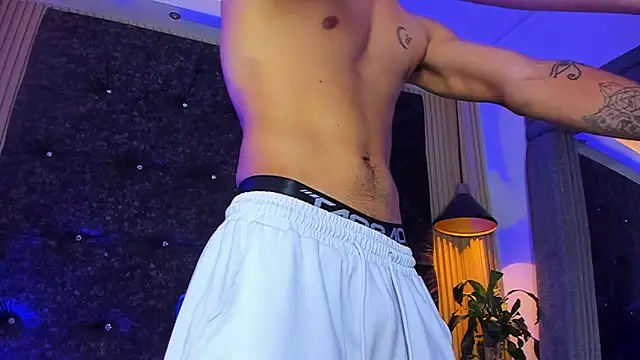 hot alpha boys online show from September 18, 1:04 am