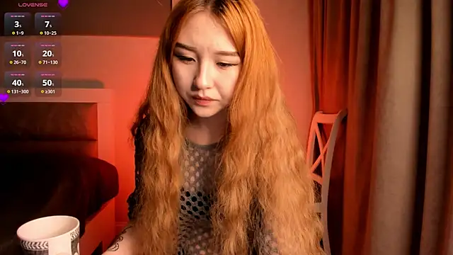 Snapshot of Clarity_Yumi chatting on October 19, 3:08 am Clarity Yumi online show from October 19, 3:08 am