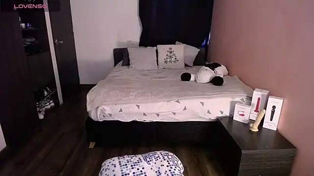 Mia 1120 online show from December 22, 7:06 pm