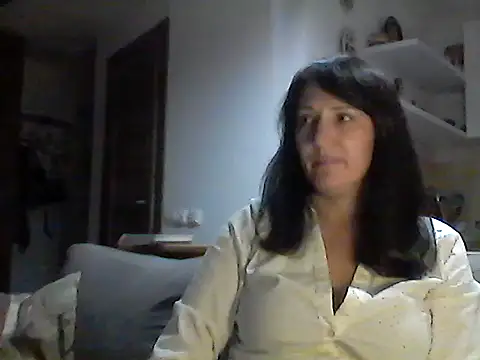 Elena48324 online show from November 6, 7:31 pm