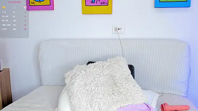 Snapshot of AprilAddams_ chatting on October 1, 9:31 pm AprilAddams  online show from October 1, 9:31 pm