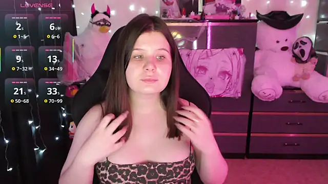 AmyVibess online show from October 23, 8:15 pm