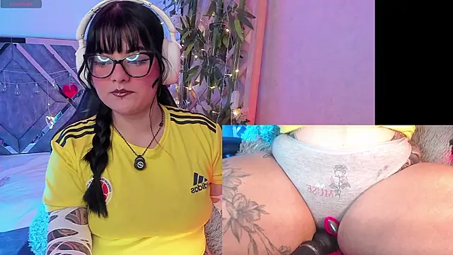 EternaAura online show from January 14, 1:38 pm