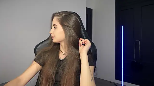 Snapshot of s_meow chatting on October 21, 10:47 pm s meow online show from October 21, 10:47 pm