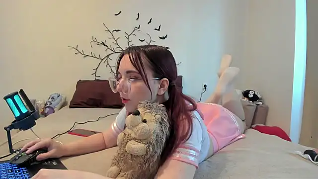 VellvetAnders online show from November 9, 7:37 am