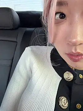 winter11 online show from November 20, 6:58 am