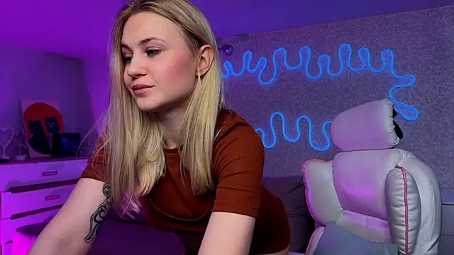 Sofia Kenwood online show from September 14, 3:48 am